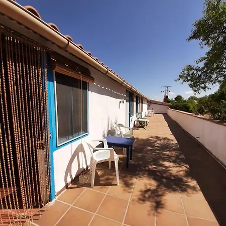 Vakantieboerderij La Balsa Farm stay Alquife